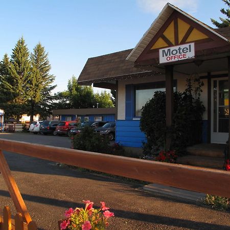 Blue Mountain Motel Pincher Creek Exterior foto